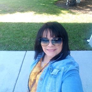 Meet your Posher, Linda